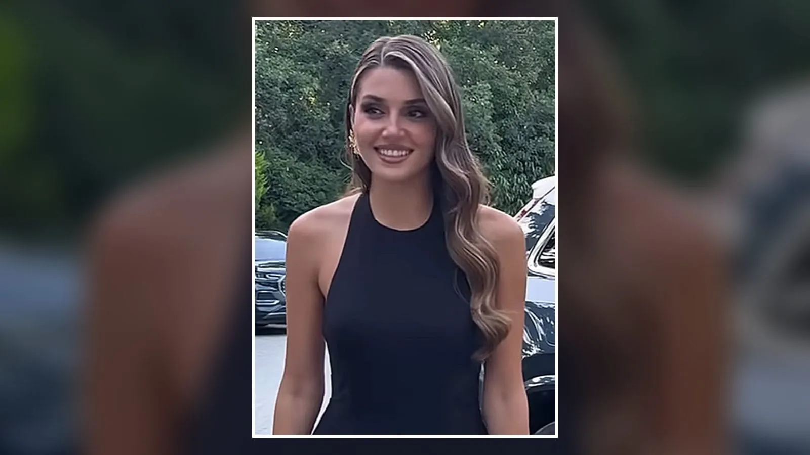 Retrato de la actriz turca Hande Erçel durante una entrevista en 2025